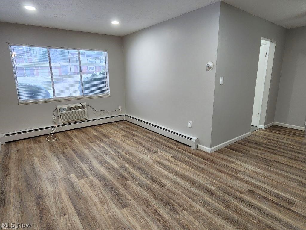 419 Center Road Bedford, OH 44146 - Photo 8 of 23