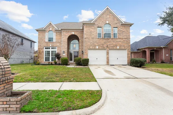 $355,000 | 4907 Elmwood Court, Baytown, TX 77521