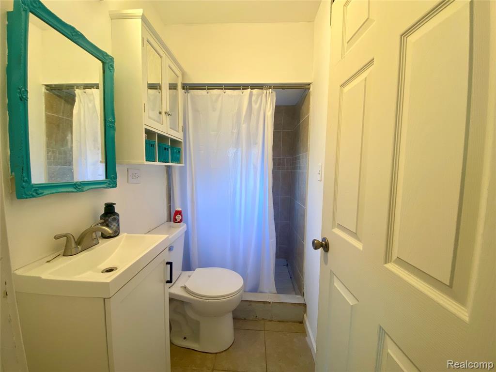 4537 Dewey Road Newport, MI 48166 - Photo 9 of 12 Gallery Image 9