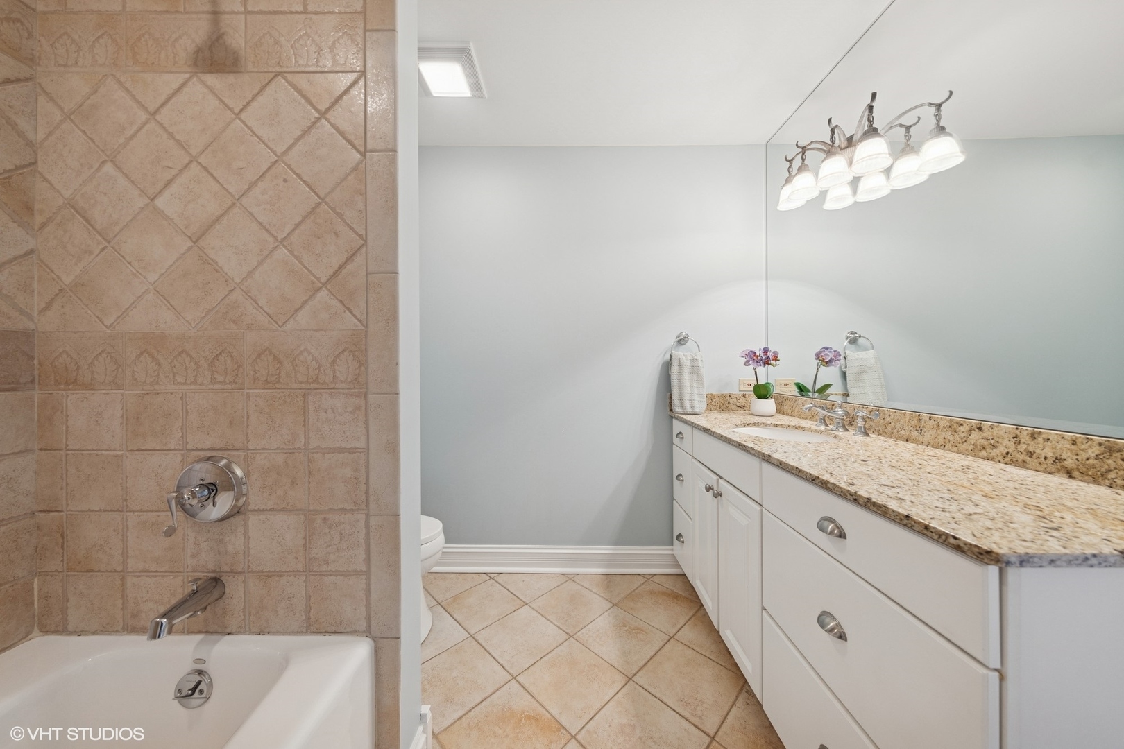 522 North County Line Road Hinsdale, IL 60521 - Photo 23 of 39 Gallery Image 23