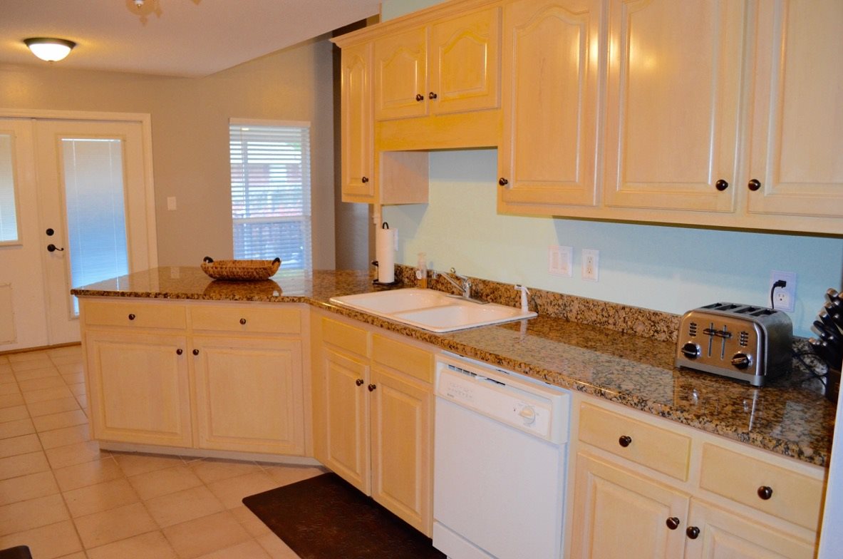 8024 Nesting Eagle Court Daphne, AL 36526 - Photo 8 of 27 Kitchen 2