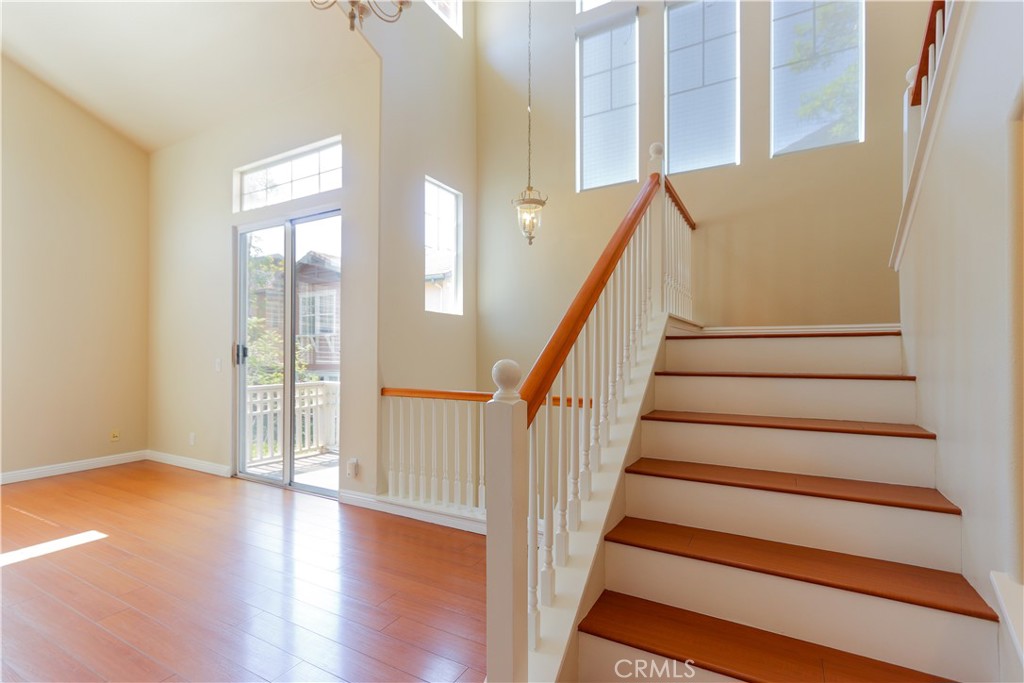 32 Garrison Loop Ladera Ranch, CA 92694 - Photo 6 of 31 Light and bright!