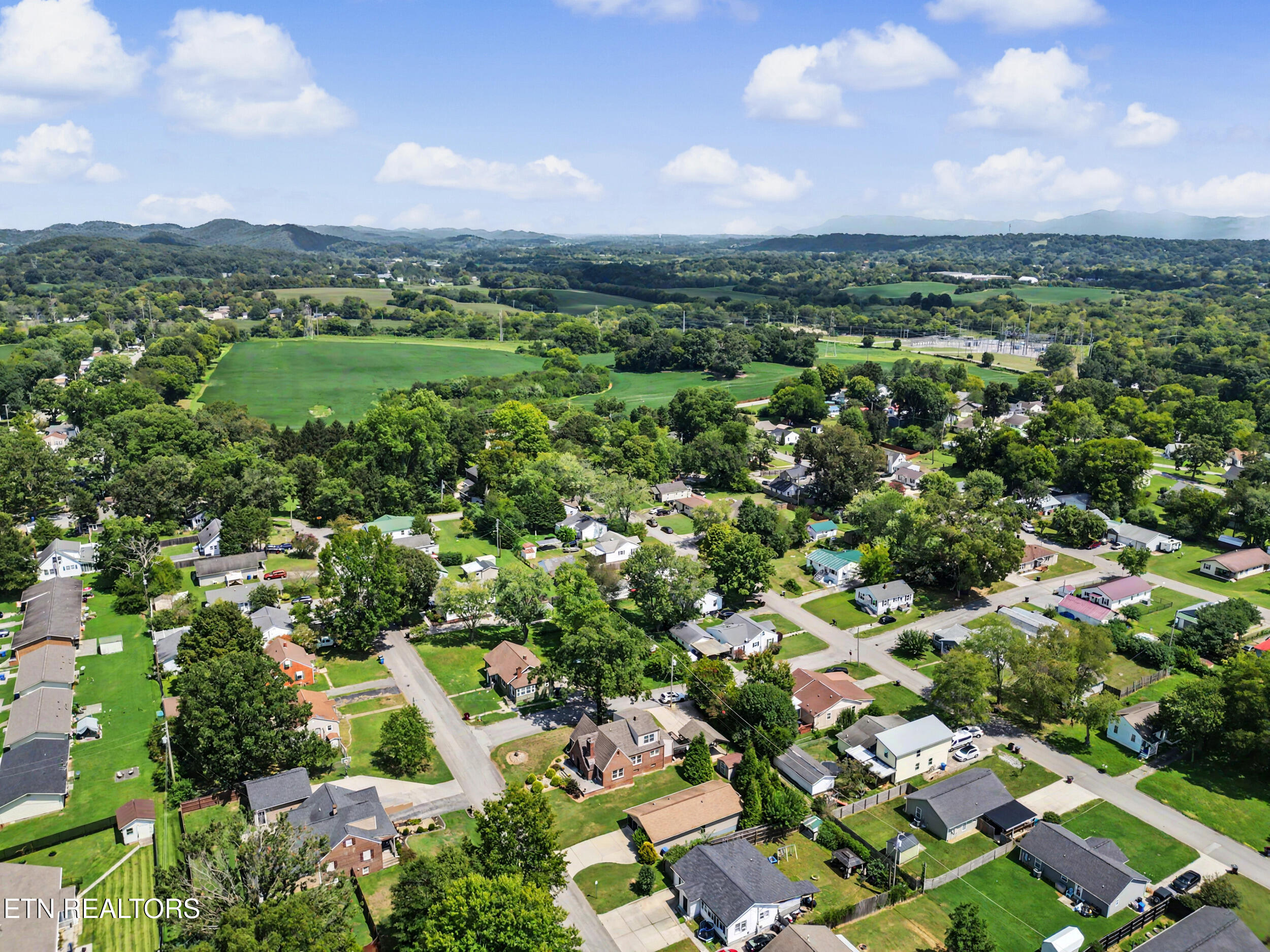 860 Gilbert Street Alcoa, TN 37701 - Photo 39 of 41 38_dji_0130_