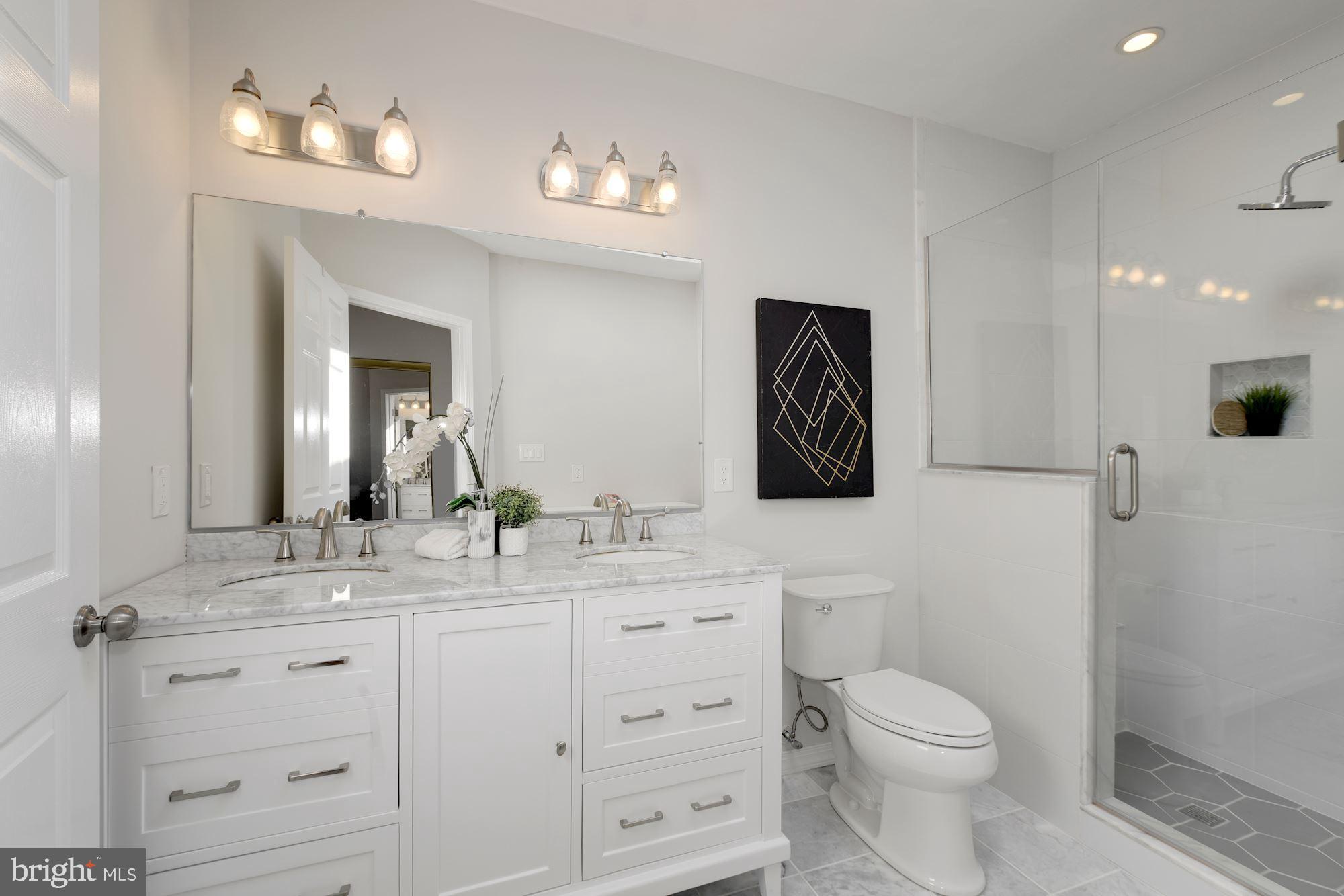 724 Columbia Road Northwest Washington, DC 20001 - Photo 13 of 33 Primary bath added 2017