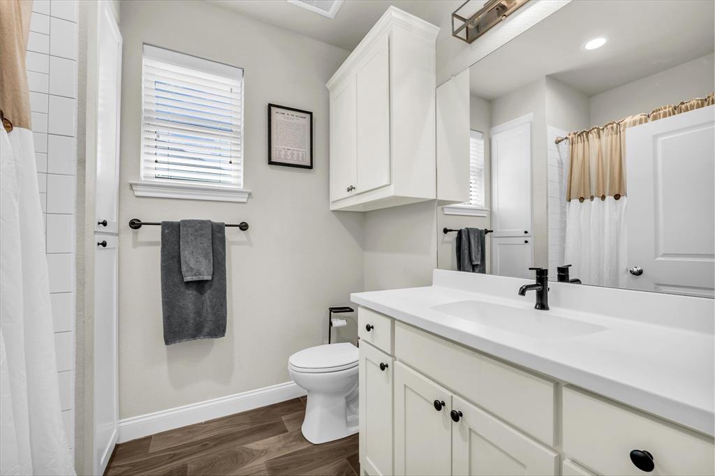 10405 Aquilla Trail Waco, TX 76708 - Photo 15 of 37