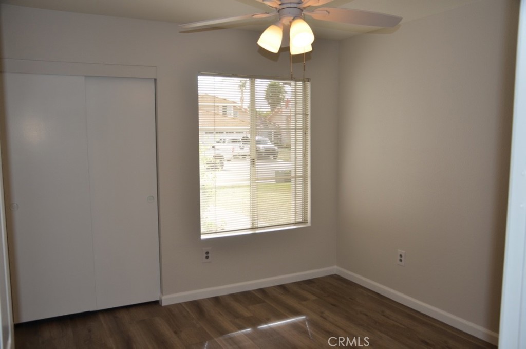 29620 Nightcrest Circle Temecula, CA 92591 - Photo 14 of 31 an empty room with window