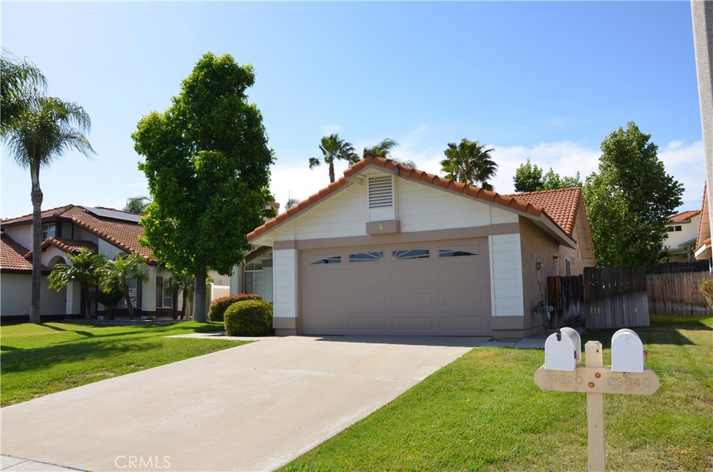 29620 Nightcrest Circle Temecula, CA 92591 - Photo 3 of 31 a house view with a garden space