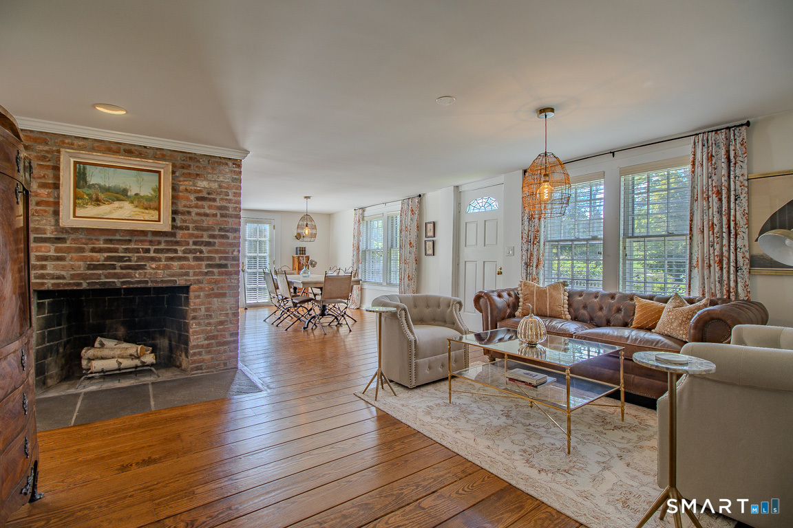 428 Simsbury Road Bloomfield, CT 06002 - Photo 15 of 40 Gallery Image 15