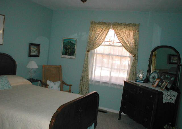 401 North Winthrop Road Muncie, IN 47304 - Photo 7 of 9 Gallery Image 7