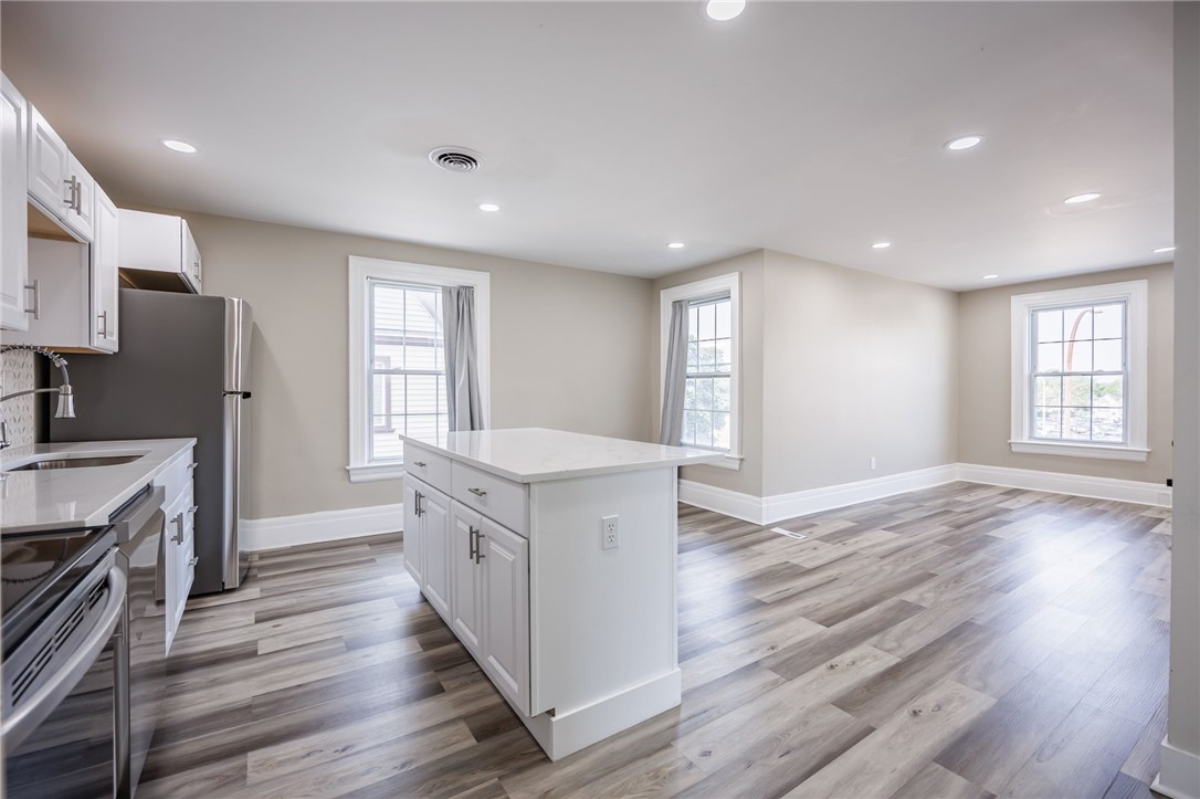 184 Alexander Street Rochester, NY 14607 - Photo 20 of 36