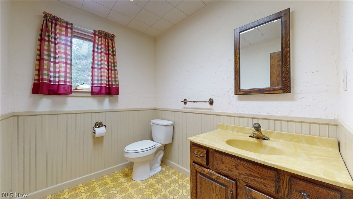 46898 Butternut Ridge Road Oberlin, OH 44074 - Photo 33 of 34 Over-sized half bath on main level
