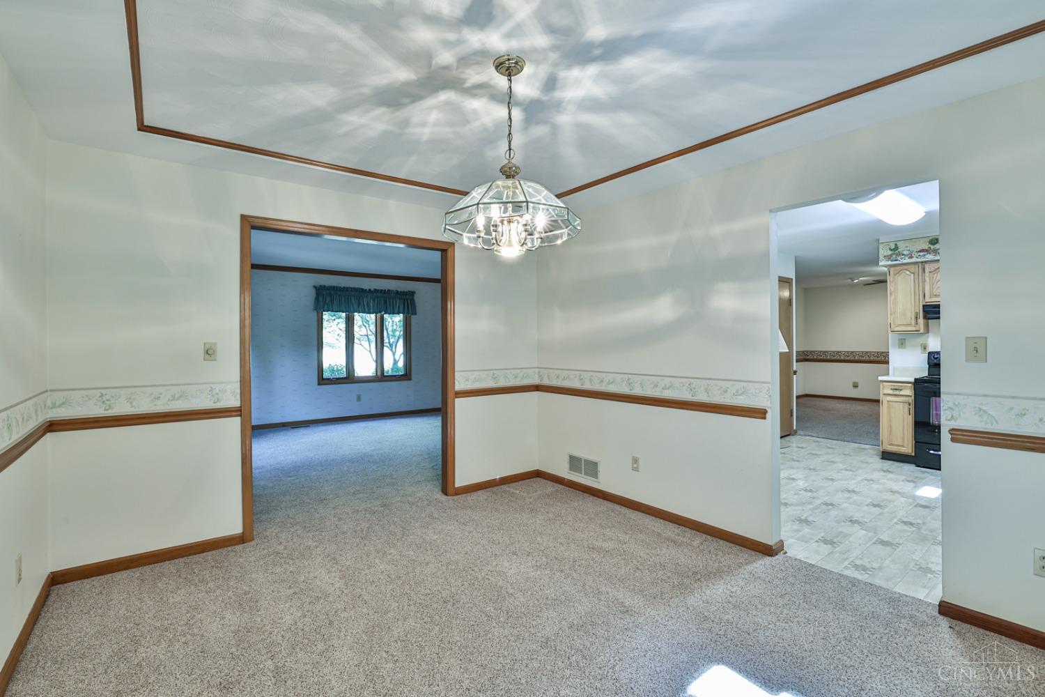 7399 Princeton Road Middletown, OH 45044 - Photo 12 of 43