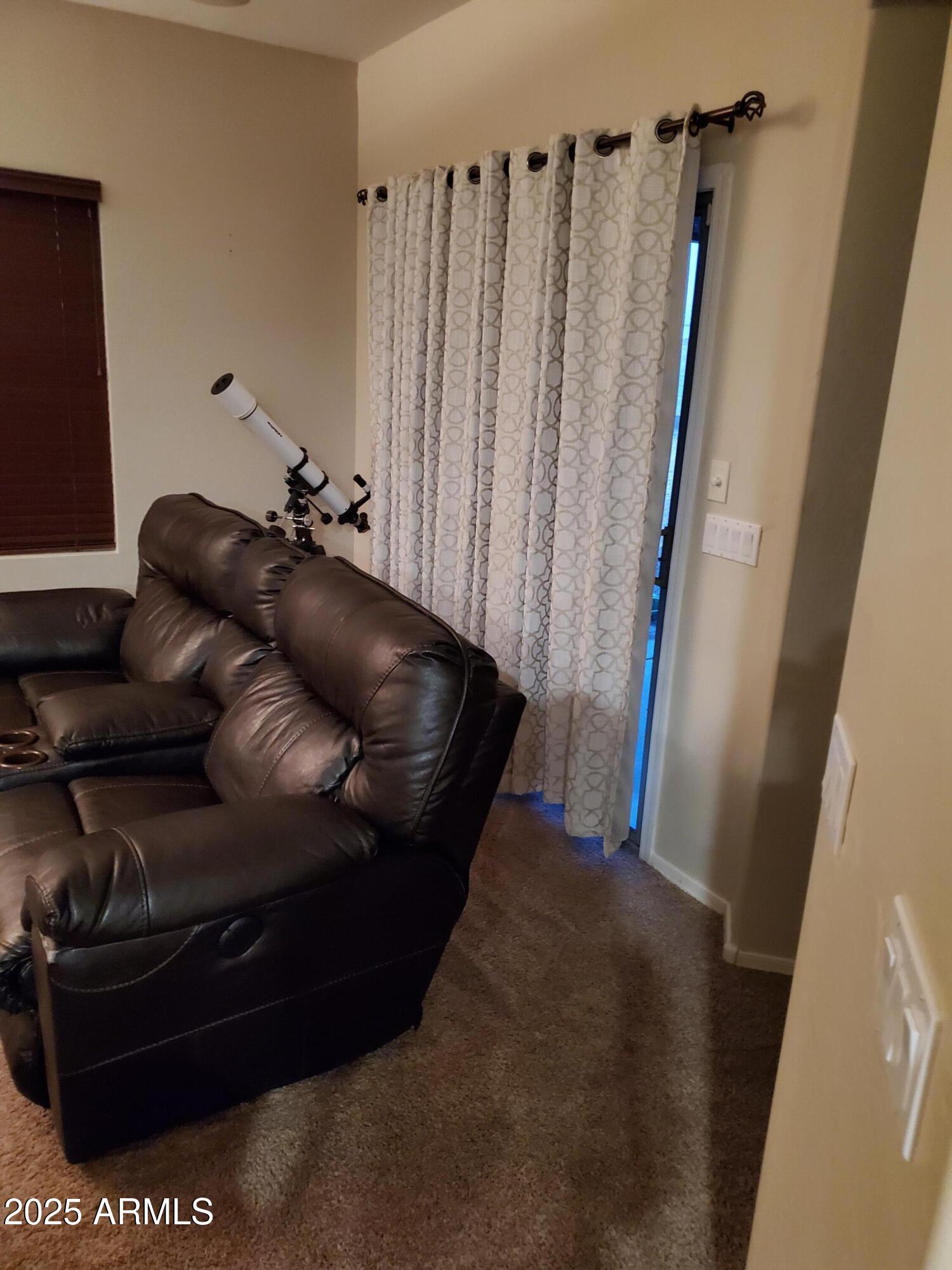 9633 Barley Road Florence, AZ 85132 - Photo 39 of 59 sofa telescopio