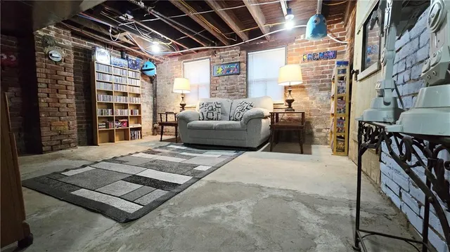 $249,000 | 220 North 17th Street, St. Joseph, MO 64501