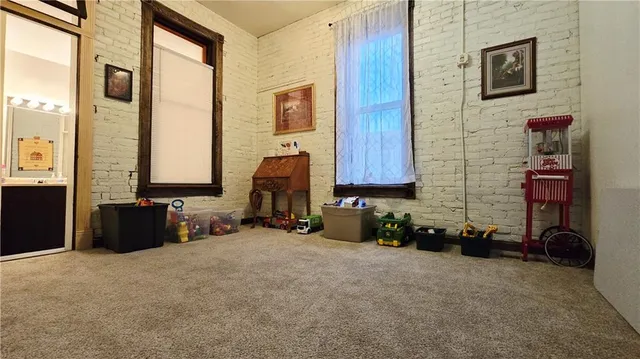 $249,000 | 220 North 17th Street, St. Joseph, MO 64501