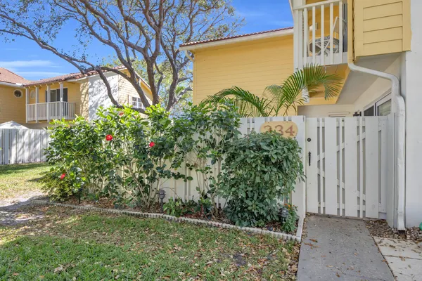 $2,750 | 234 Seabreeze Circle, Jupiter, FL 33477