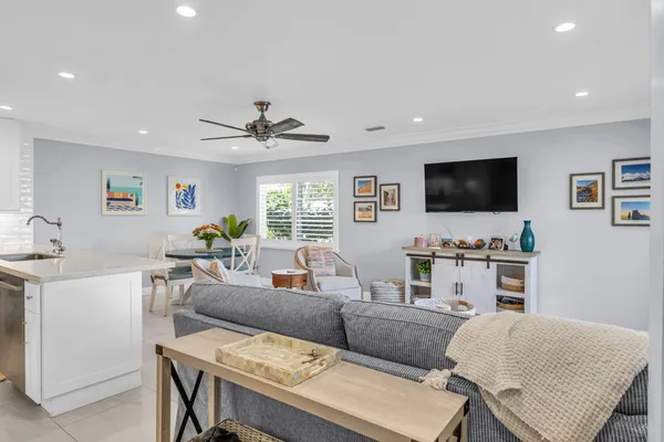 $2,750 | 234 Seabreeze Circle, Jupiter, FL 33477