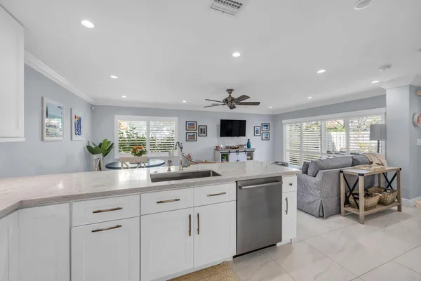 $2,750 | 234 Seabreeze Circle, Jupiter, FL 33477