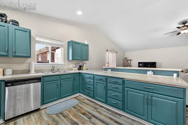 $285,000 | 725 South Norwood Avenue, Pueblo, CO 81001