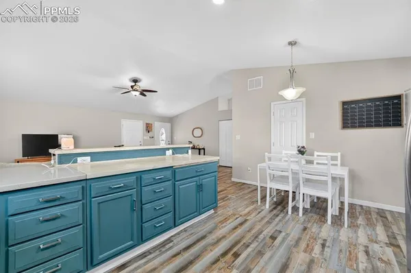 $285,000 | 725 South Norwood Avenue, Pueblo, CO 81001