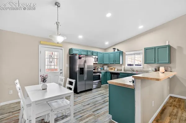 $285,000 | 725 South Norwood Avenue, Pueblo, CO 81001