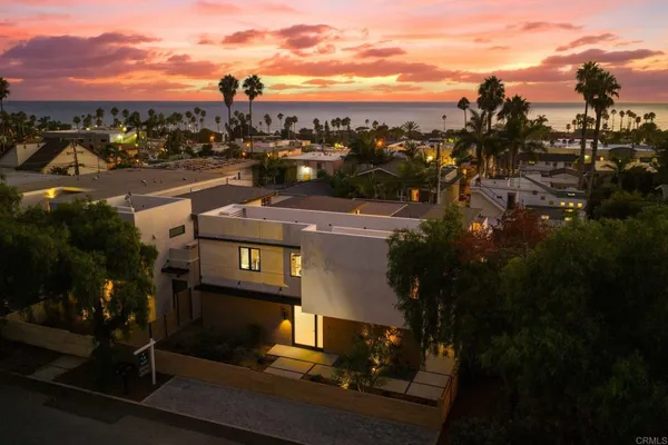 $4,550,000 | 2052 Montgomery Avenue, Cardiff-by-the-Sea, CA 92007