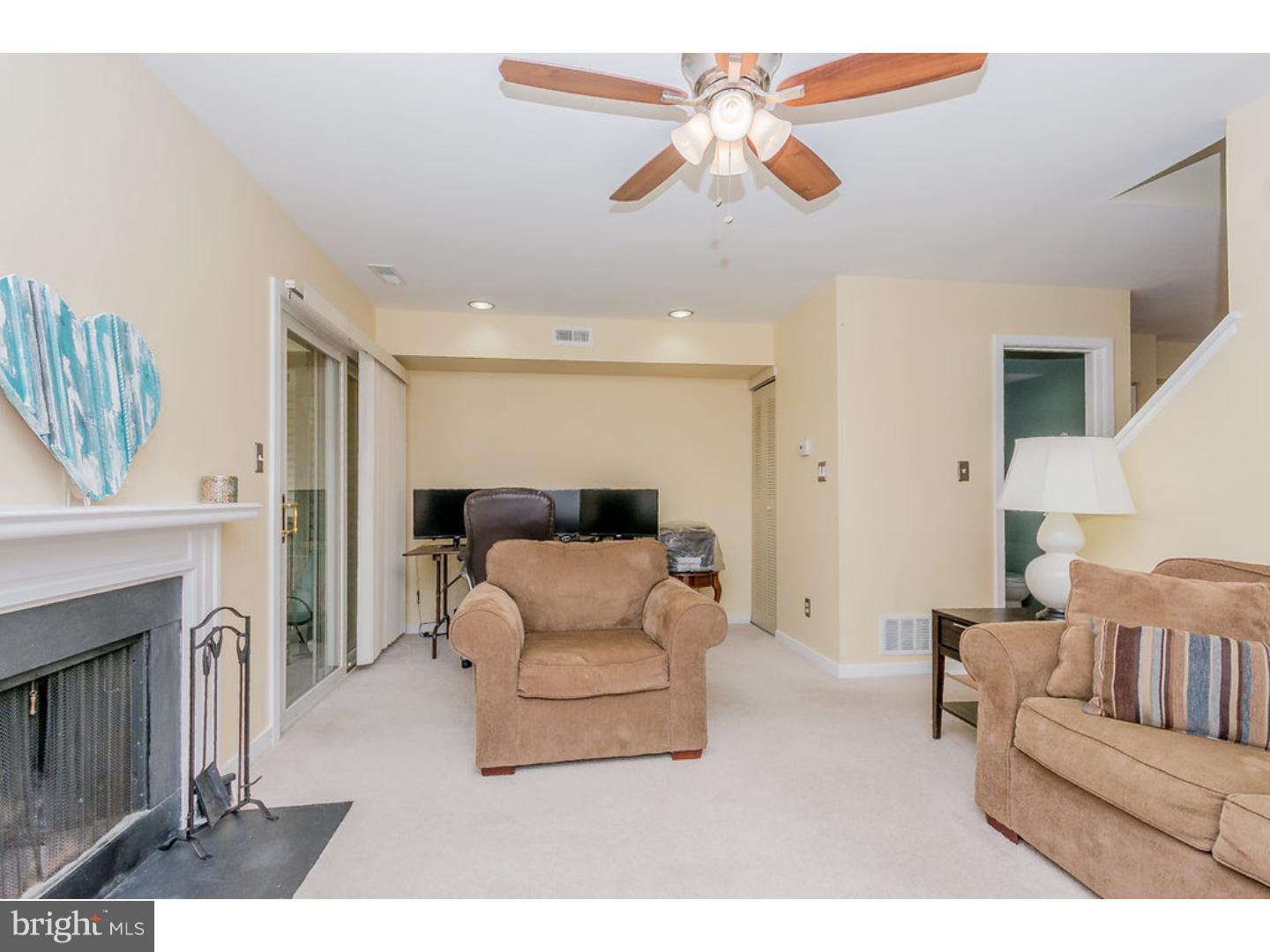 83 Sandra Road Voorhees, NJ 08043 - Photo 5 of 24 Great Room