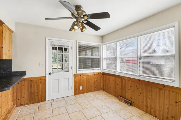 $379,900 | 5029 Harriett Drive, Jackson, MI 49203