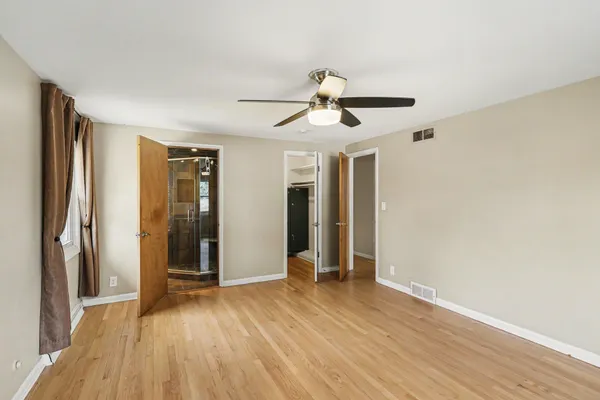 $379,900 | 5029 Harriett Drive, Jackson, MI 49203