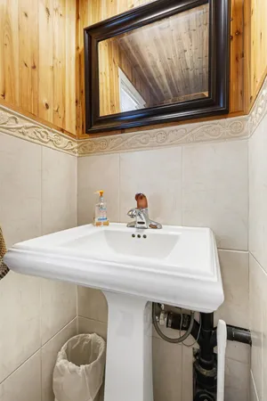 $379,900 | 5029 Harriett Drive, Jackson, MI 49203