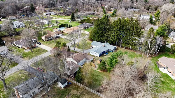 $379,900 | 5029 Harriett Drive, Jackson, MI 49203