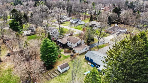 $379,900 | 5029 Harriett Drive, Jackson, MI 49203