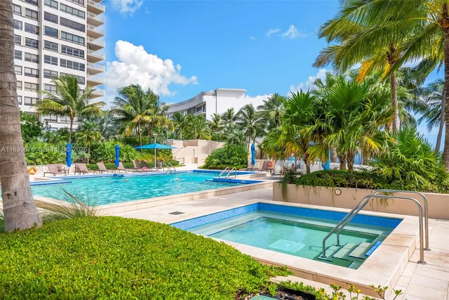 $2,500,000 | 3 Grove Isle Drive, Unit C605, Miami, FL 33133
