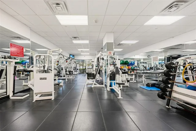 $2,500,000 | 3 Grove Isle Drive, Unit C605, Miami, FL 33133