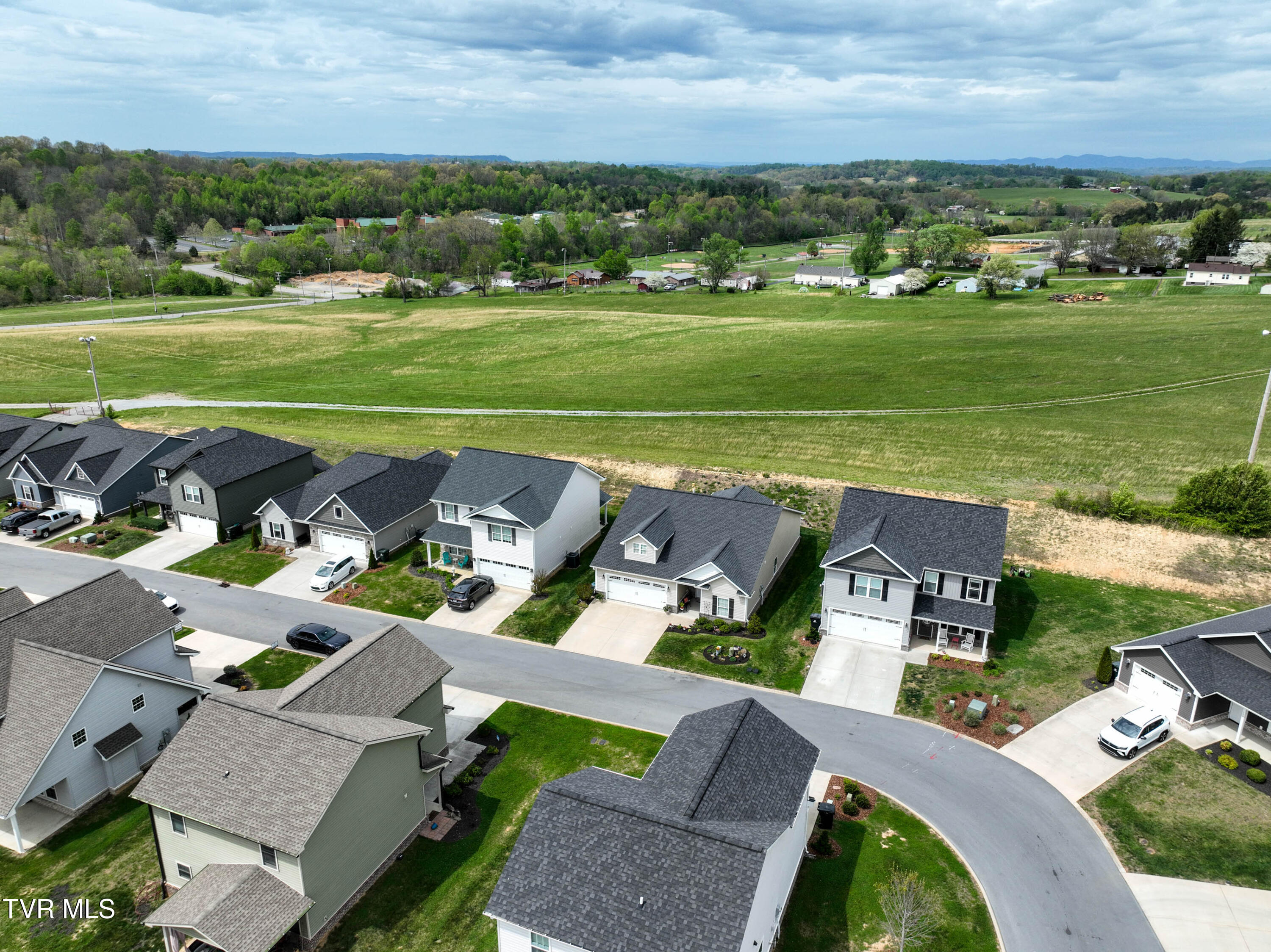 182 Gunners Way Gray, TN 37615 - Photo 31 of 34 182 Gunners Way Drone FLEMMING-4