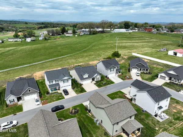 $417,000 | 182 Gunners Way, Gray, TN 37615