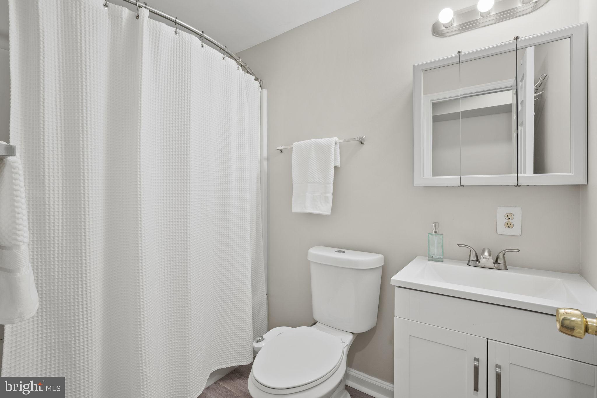 24 R Street Northeast Washington, DC 20002 - Photo 30 of 34