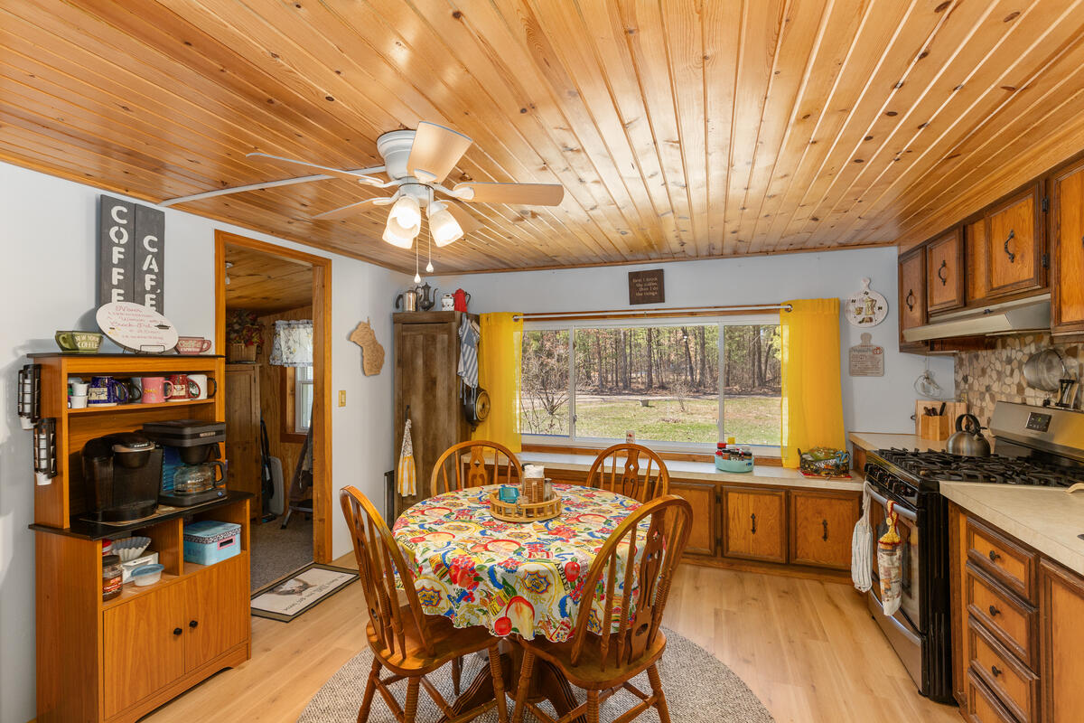 21161 Gates Road Howard City, MI 49329 - Photo 11 of 30 21161-Gates_011