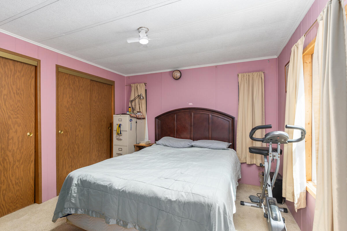 21161 Gates Road Howard City, MI 49329 - Photo 17 of 30 21161-Gates_017