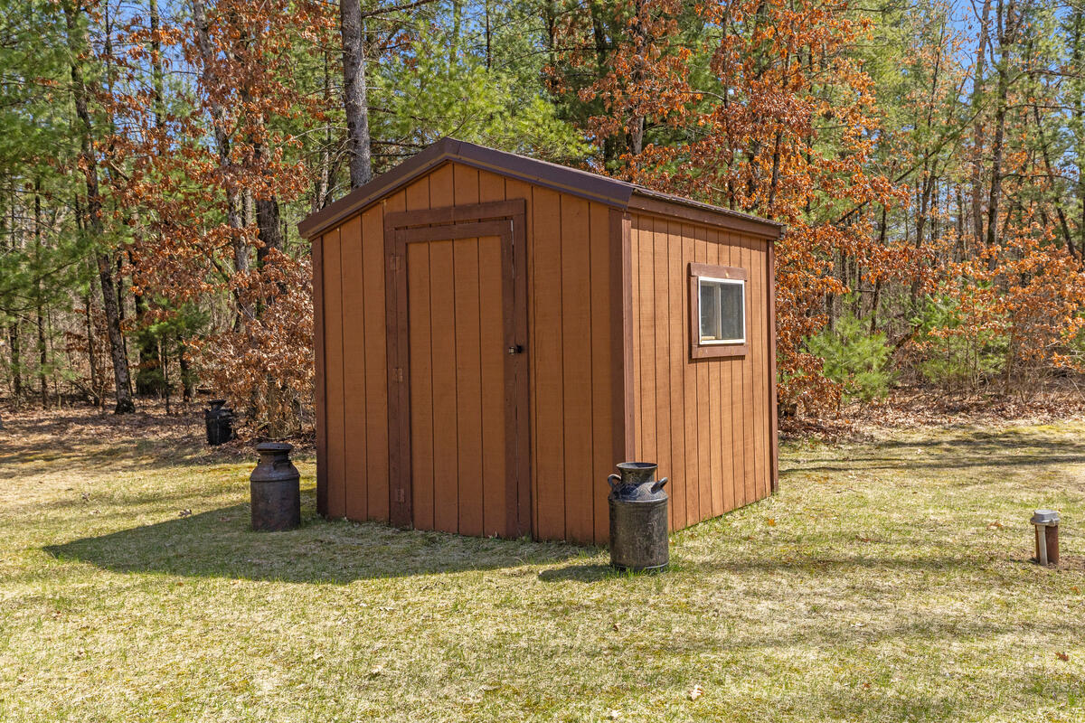 21161 Gates Road Howard City, MI 49329 - Photo 23 of 30 21161-Gates_023