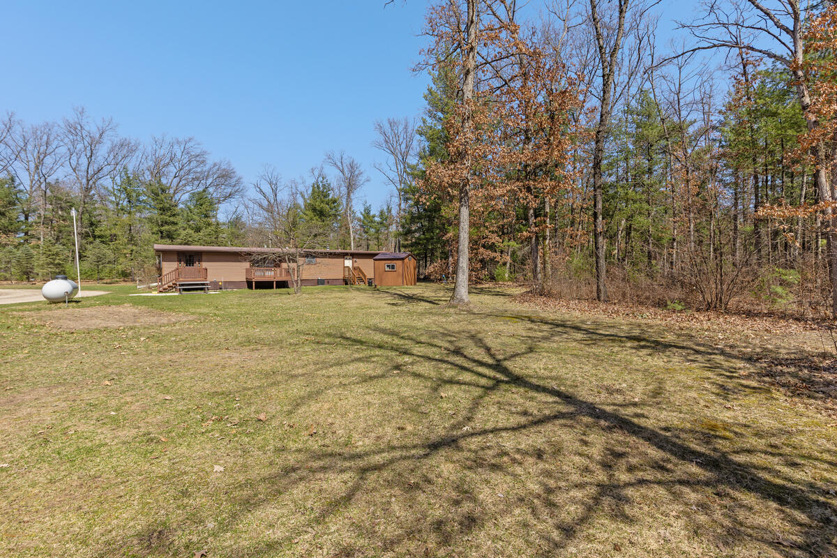 21161 Gates Road Howard City, MI 49329 - Photo 26 of 30 21161-Gates_026