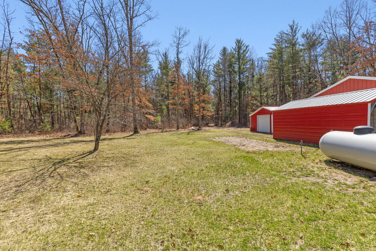 21161 Gates Road Howard City, MI 49329 - Photo 27 of 30 21161-Gates_027