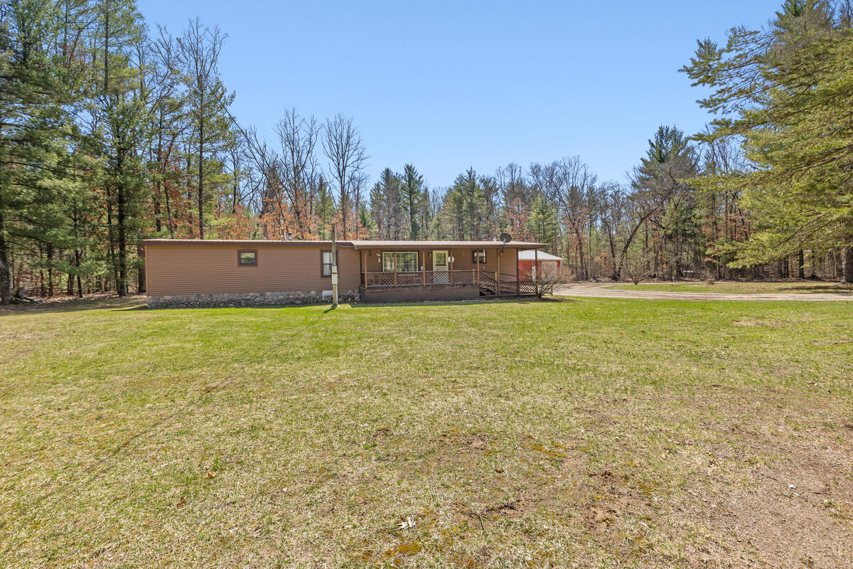 21161 Gates Road Howard City, MI 49329 - Photo 6 of 30 21161-Gates_006