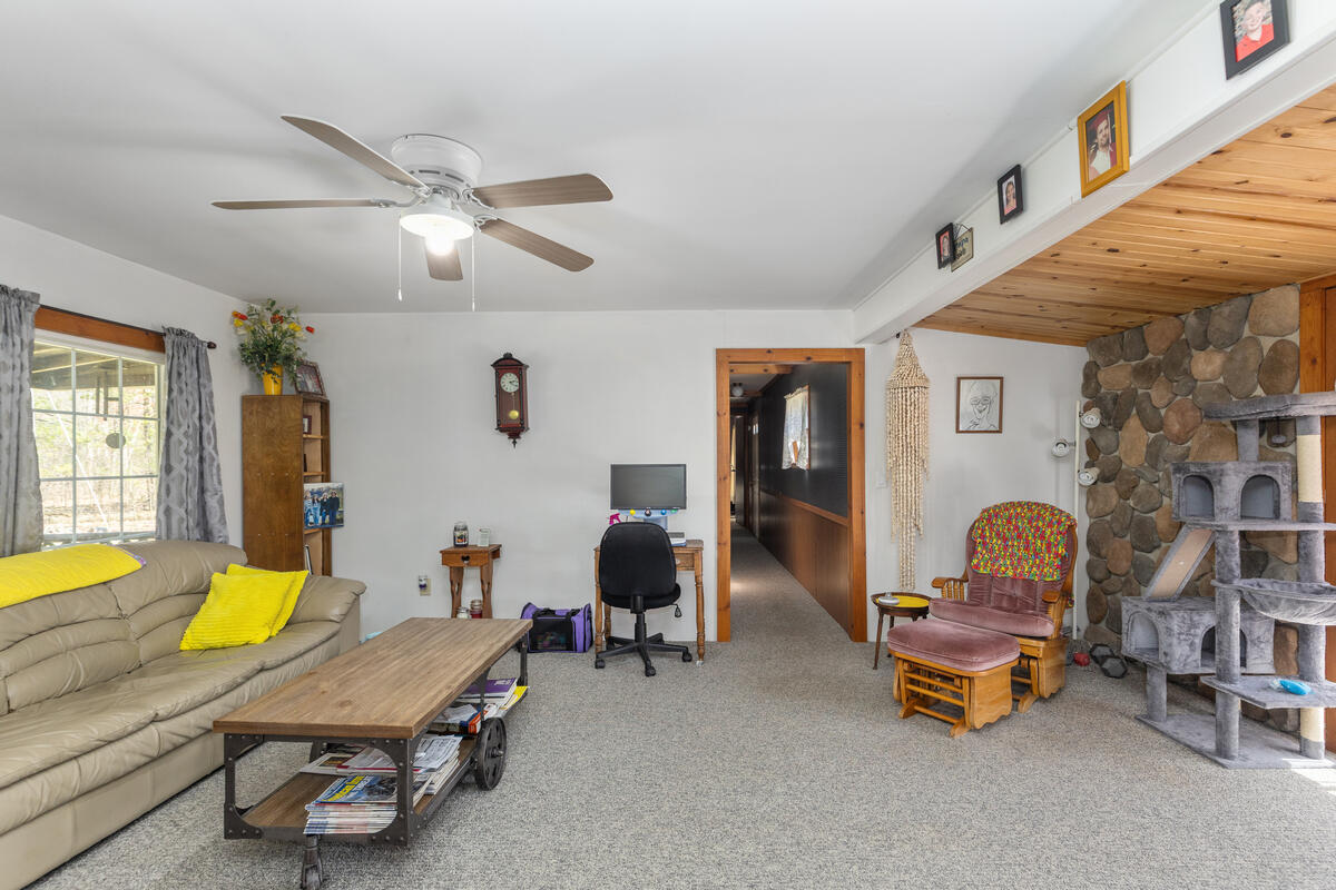 21161 Gates Road Howard City, MI 49329 - Photo 10 of 30 21161-Gates_010