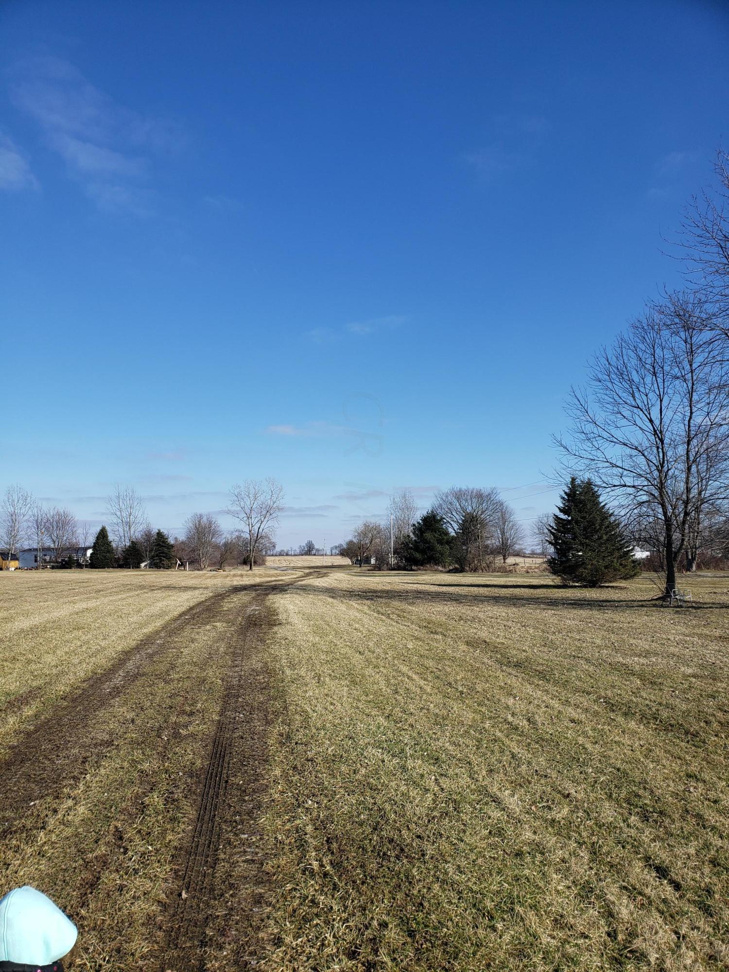 9875 Co Road Thornville, OH 43076 - Photo 2 of 10