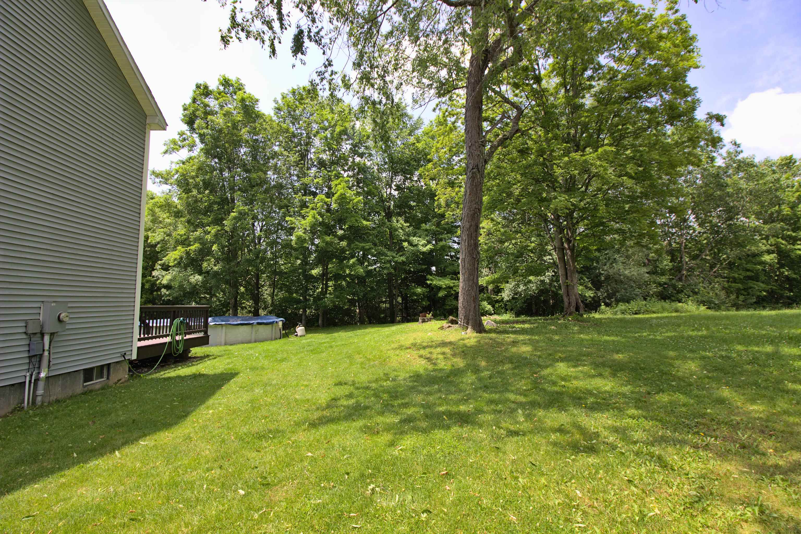 19 Royal Street Bennington, VT 05257 - Photo 6 of 44