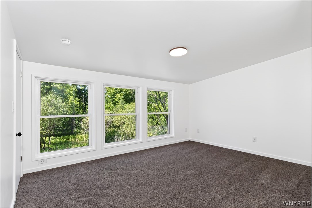 4076 Freeman Road Orchard Park, NY 14127 - Photo 23 of 49
