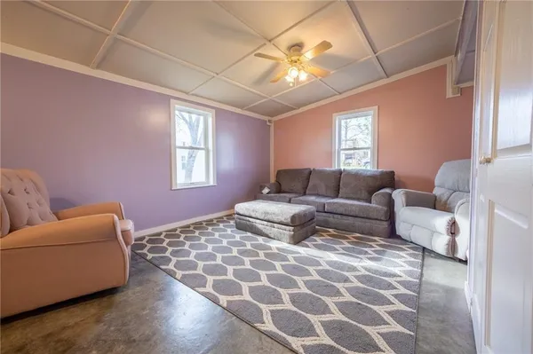 $134,900 | 215 West 1st Street, Burlington Junction, MO 64428