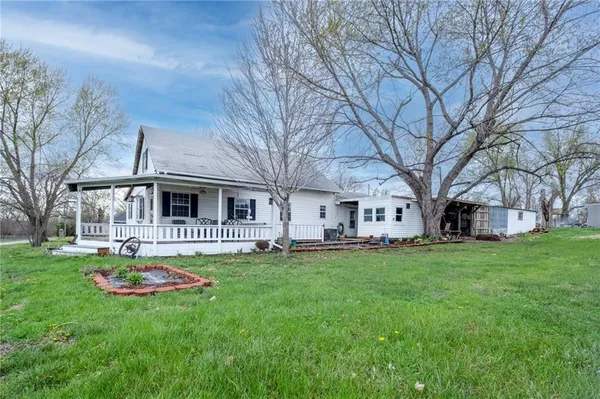 $134,900 | 215 West 1st Street, Burlington Junction, MO 64428