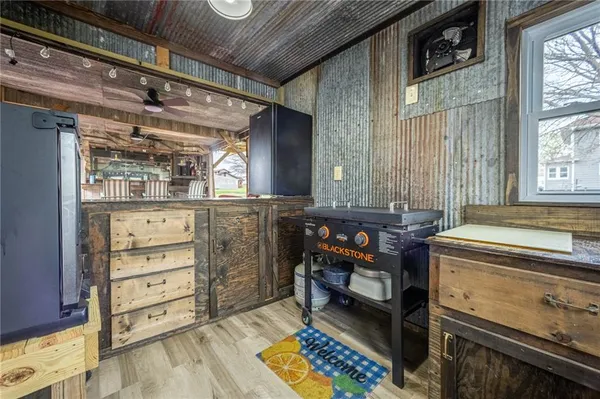 $134,900 | 215 West 1st Street, Burlington Junction, MO 64428